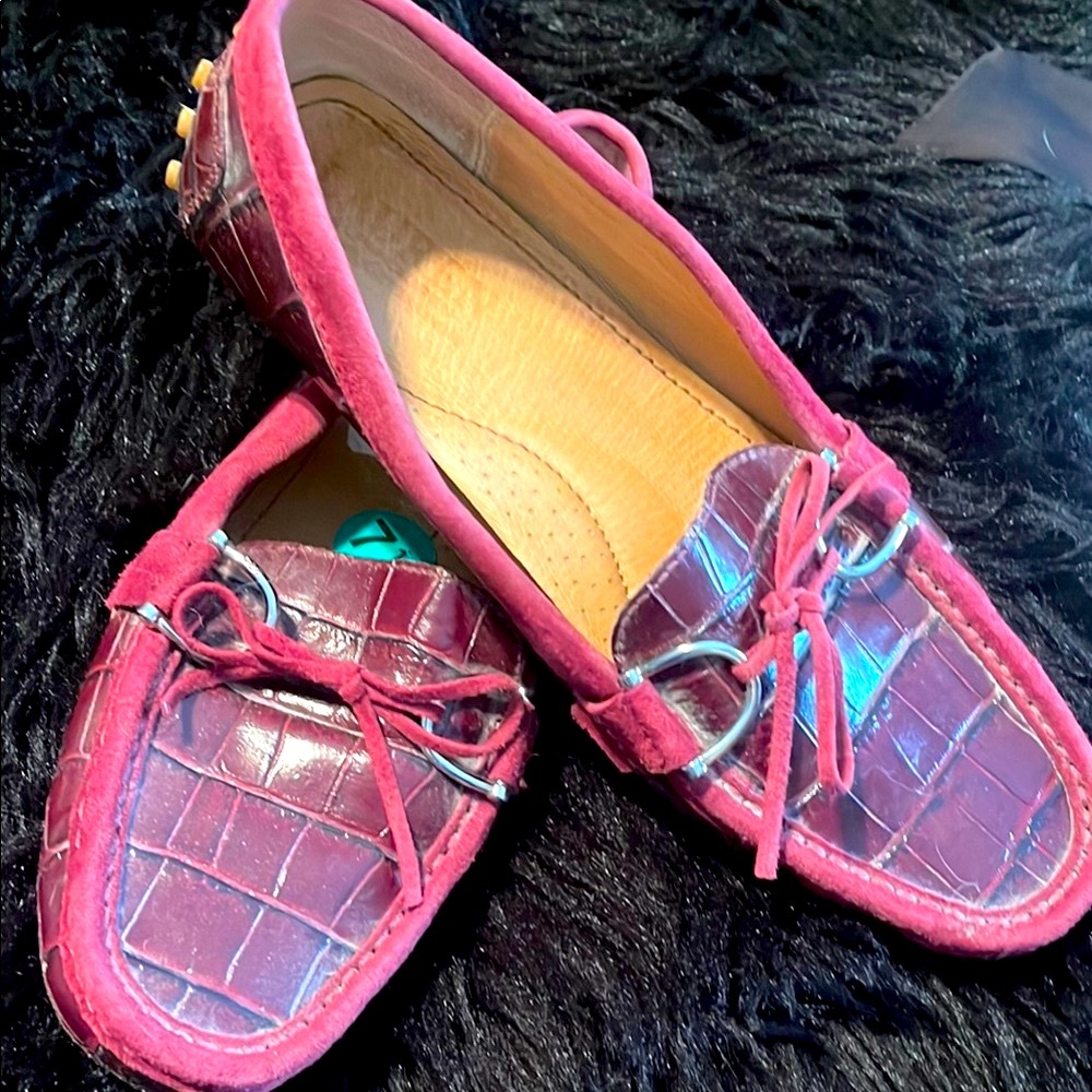 LAUREN -MAROON LEATHER AND SUEAD Glossy Moccasins 🎉price lowered